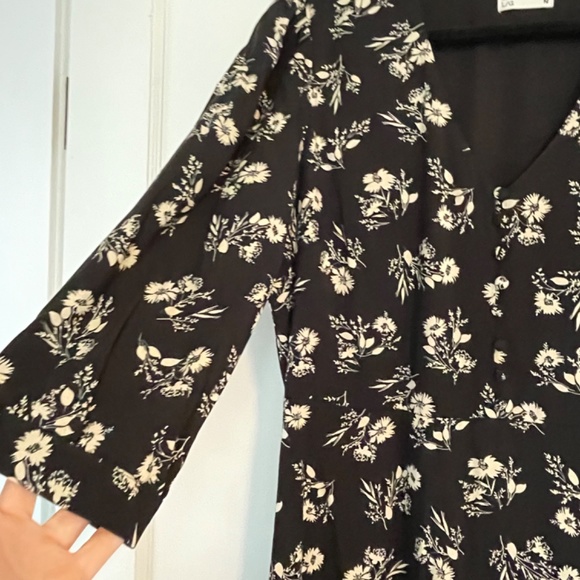 Frank & Oak Black & Floral Midi Dress - Picture 4 of 6